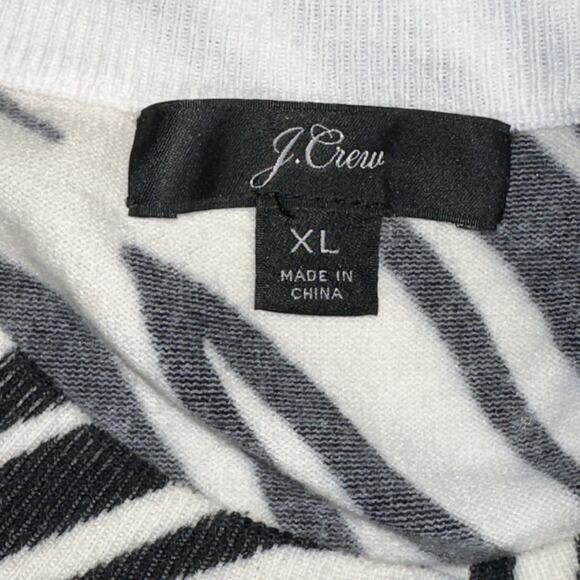J.Crew Women’s Zebra Print Button-Front Cardigan Sweater Size XL Black White - Picture 4 of 9